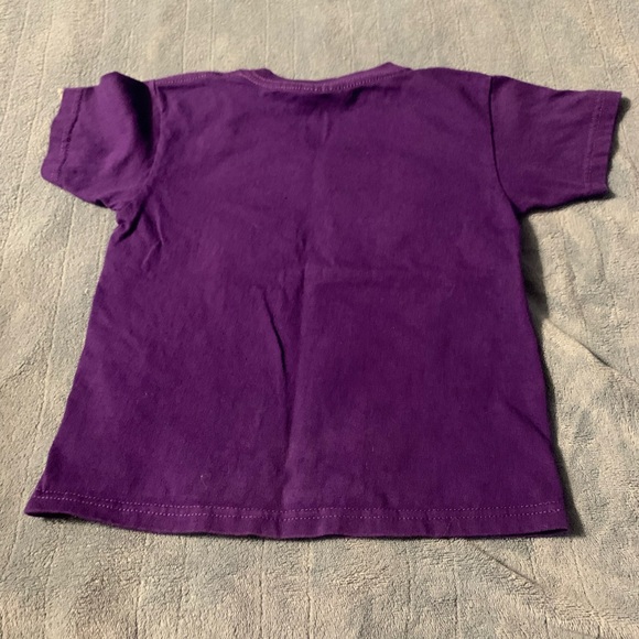 3 for $12! Princess Cozumel Tee Purple Size Small - Picture 4 of 4